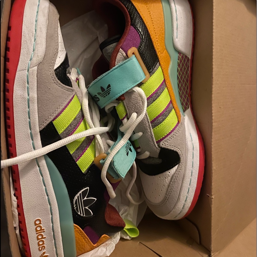 Womens adidas forum low